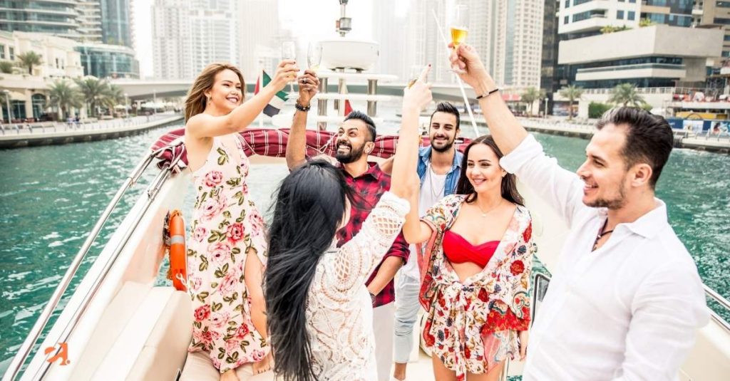 Superyacht Experience: 180-Minute Sunseeker Cruise in Dubai Harbour